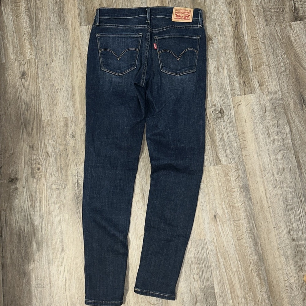 Levi’s 710 - Picture 6 of 13